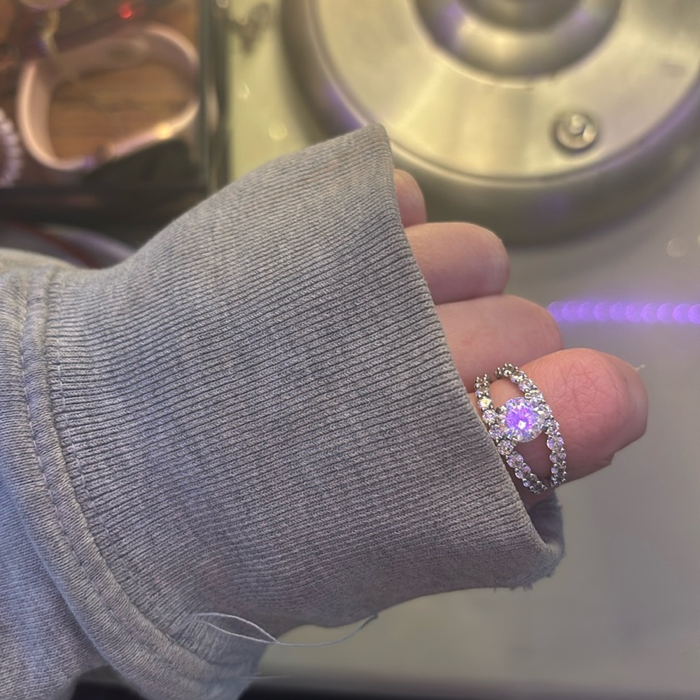 2 sterling silver rings